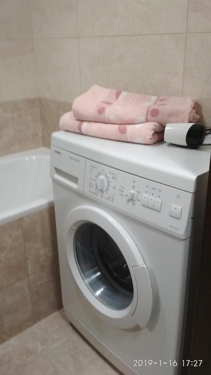 Comfortable Apartments Rivne Bagian luar foto